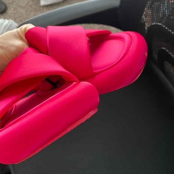 NWT ZARA fuscia criss cross satin flat sandals 37/6.5 - Picture 12 of 12
